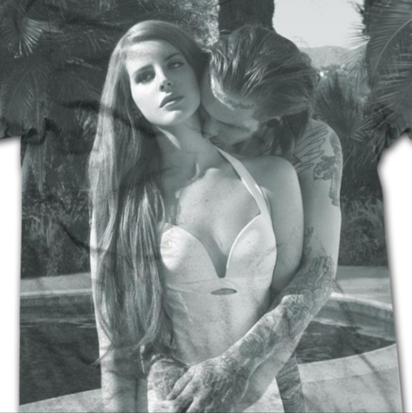 **SOLD** Lana Del Rey T-shirt (Urban Outfitters) - Picture 1 of 5